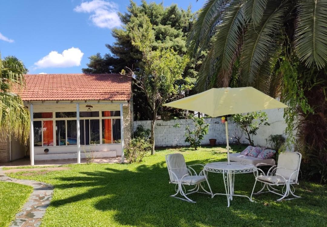 Olivos, Posada Y Habitaciones Буэнос-Айрес Экстерьер фото